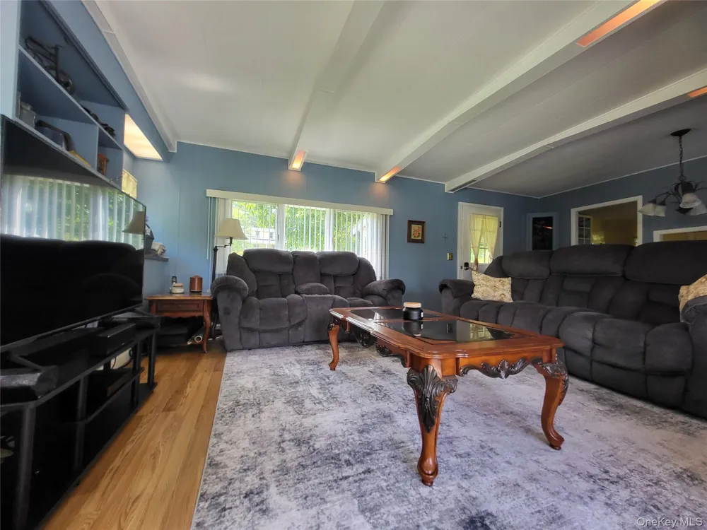 290 Behr Road Jeffersonville, NY 12748
