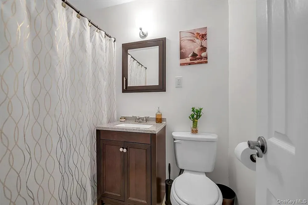 400 Cozine Avenue #5E Brooklyn, NY 11207