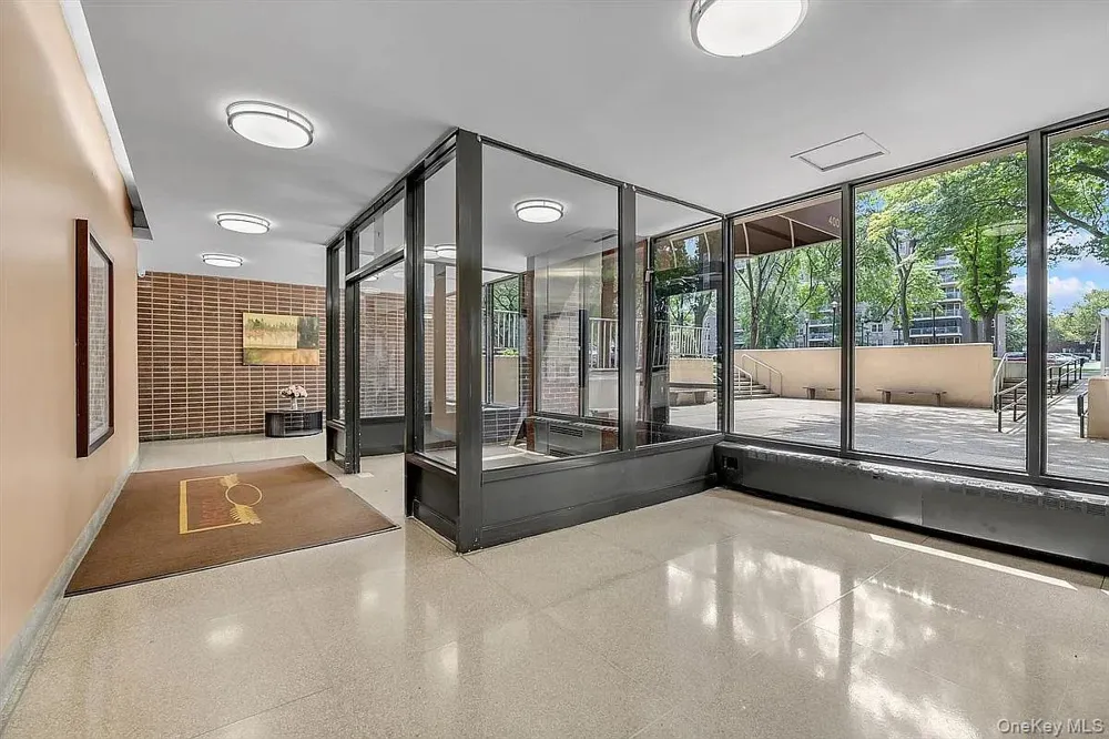 400 Cozine Avenue #5E Brooklyn, NY 11207