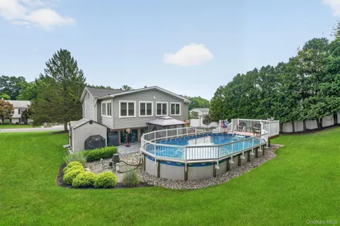 10 Pine Drive