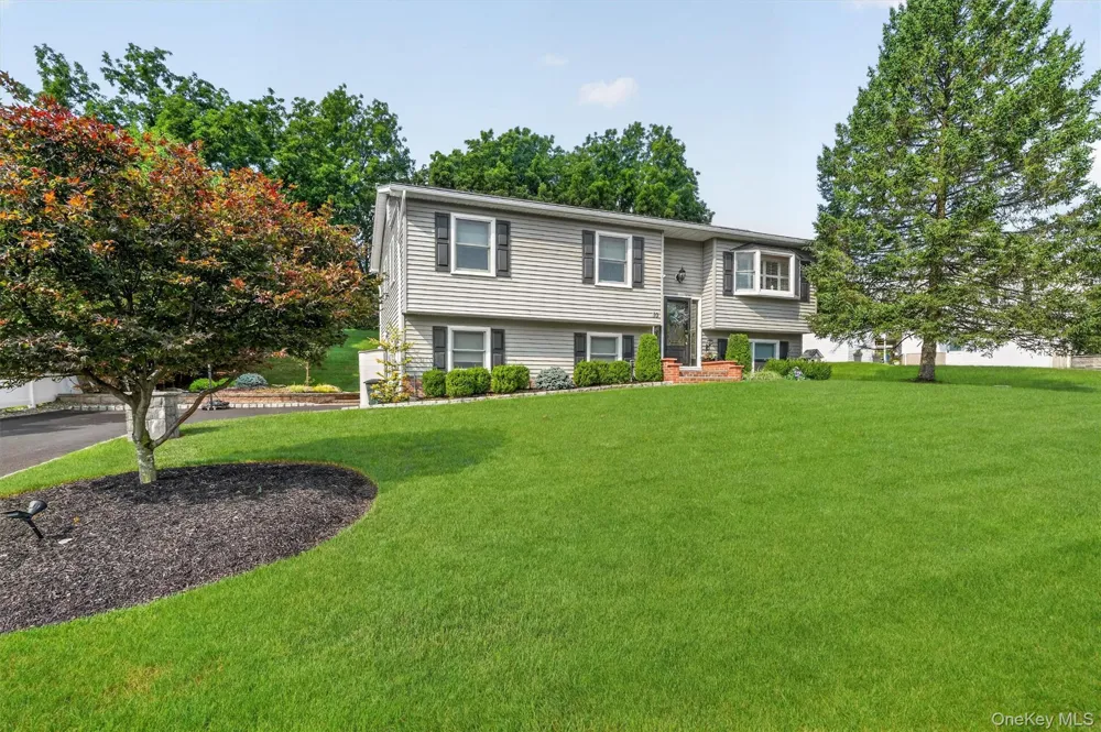 10 Pine Drive Stony Point, NY 10980