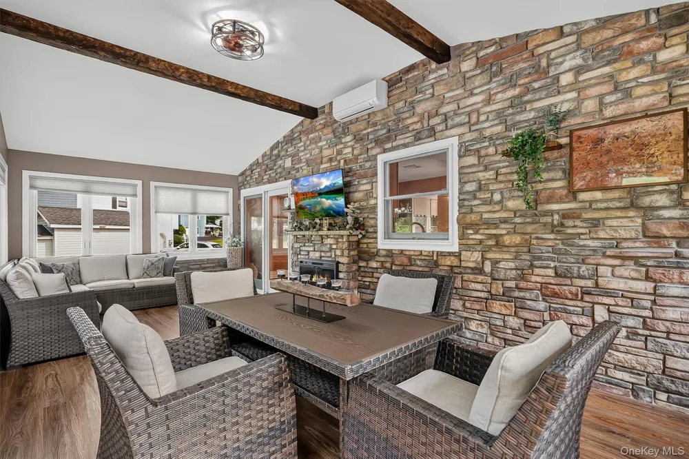 10 Pine Drive Stony Point, NY 10980