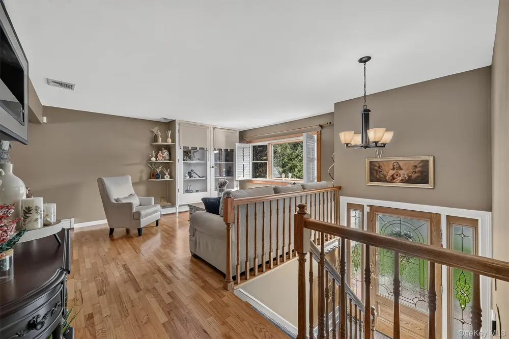 10 Pine Drive Stony Point, NY 10980