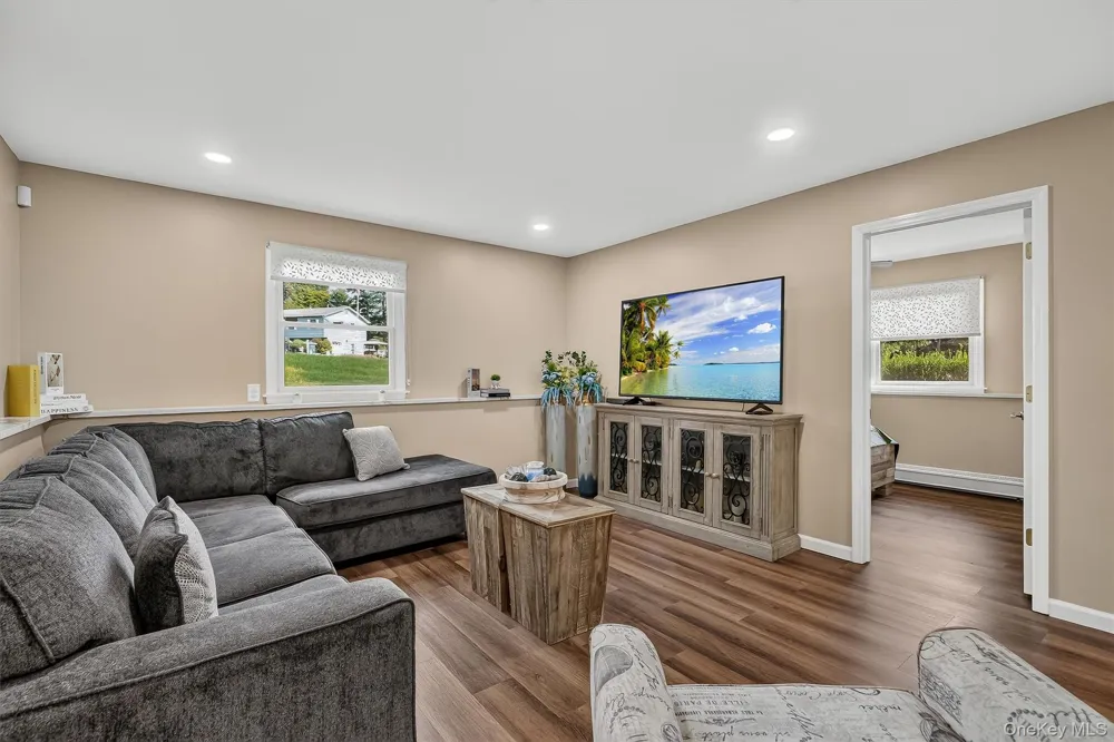 10 Pine Drive Stony Point, NY 10980