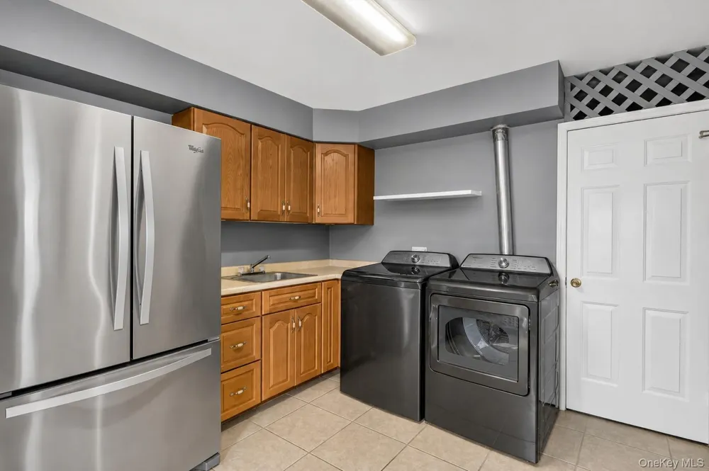 10 Pine Drive Stony Point, NY 10980