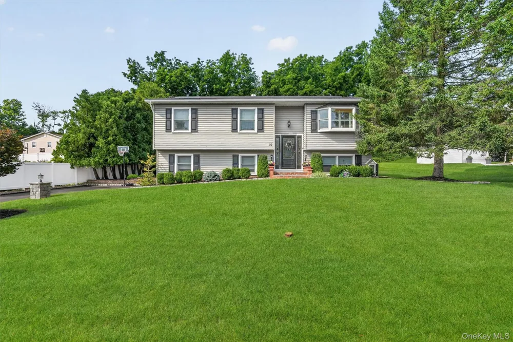 10 Pine Drive Stony Point, NY 10980