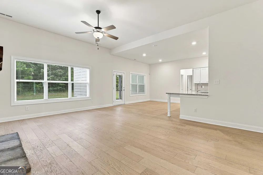 32 Oakhurst TRL Sharpsburg, GA 30277