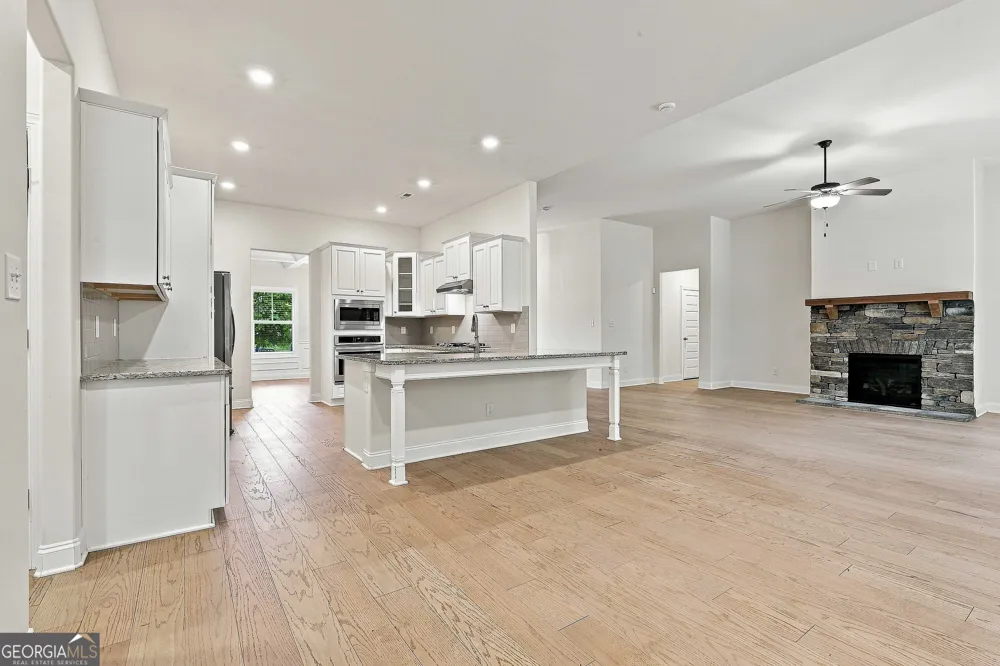 32 Oakhurst TRL Sharpsburg, GA 30277