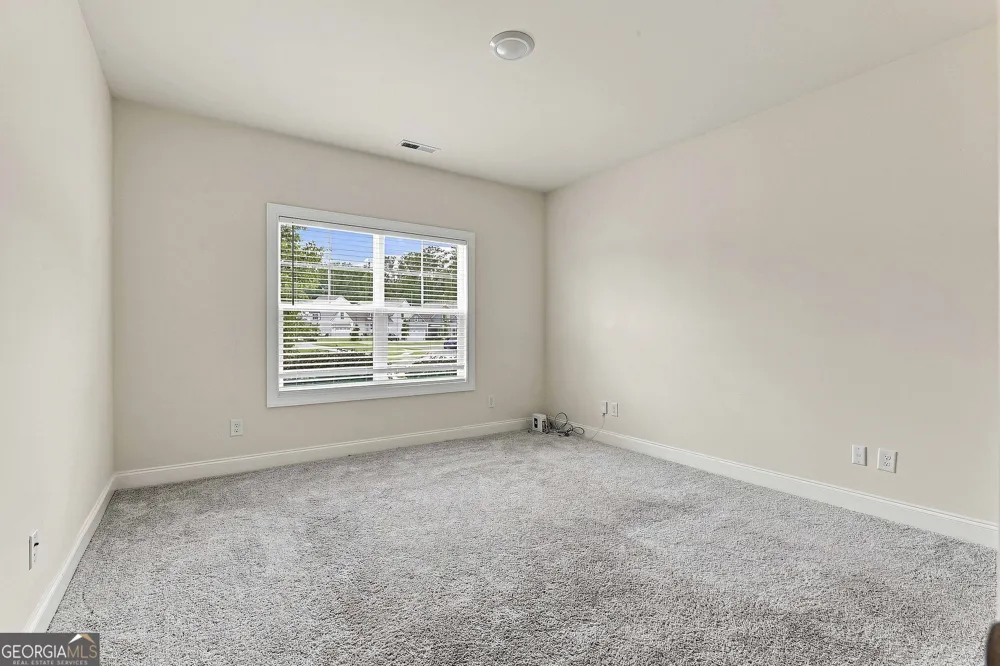 32 Oakhurst TRL Sharpsburg, GA 30277