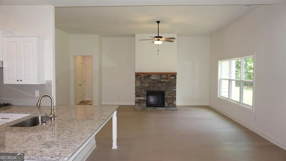 32 Oakhurst TRL Sharpsburg, GA 30277