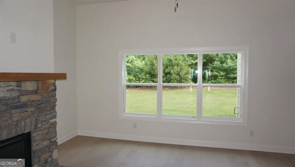 32 Oakhurst TRL Sharpsburg, GA 30277