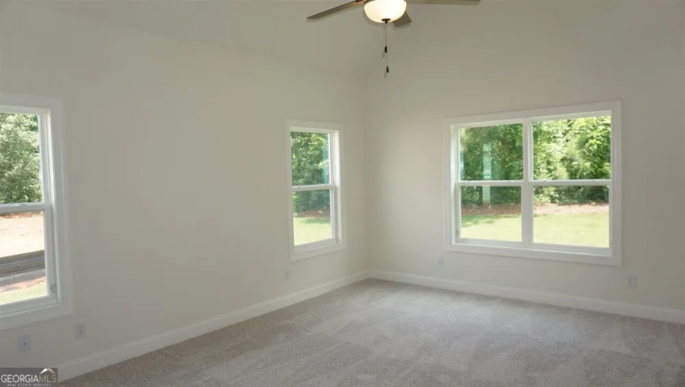 32 Oakhurst TRL Sharpsburg, GA 30277