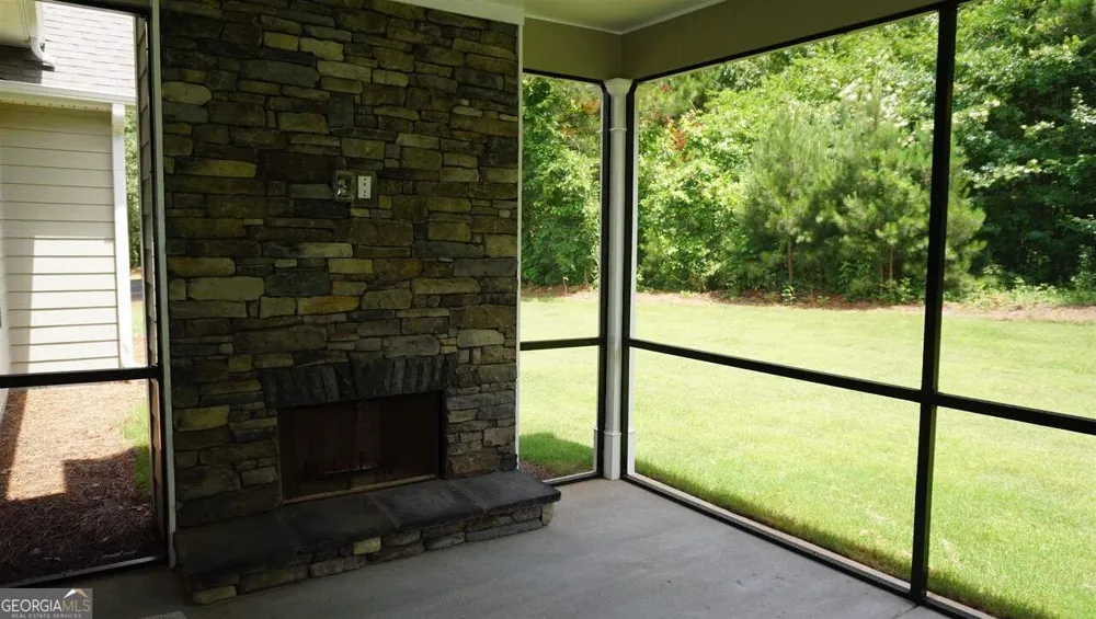 32 Oakhurst TRL Sharpsburg, GA 30277