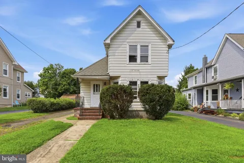 128 CENTER STREET