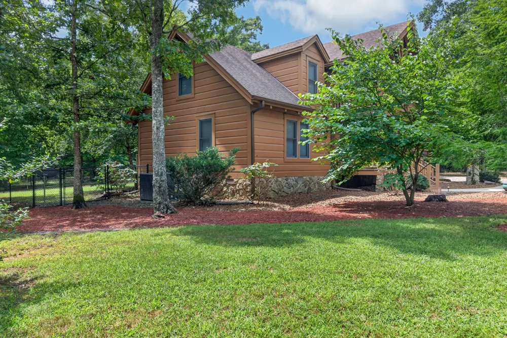 132 Doe Ct Spencer, TN 38585