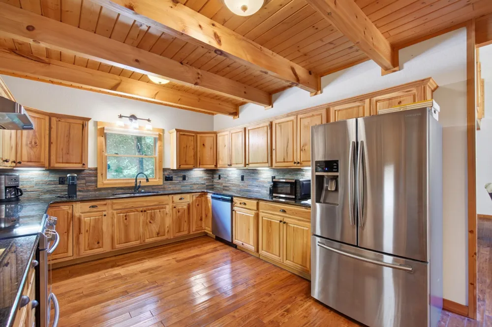 132 Doe Ct Spencer, TN 38585