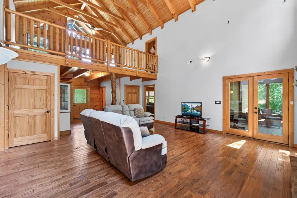 132 Doe Ct Spencer, TN 38585