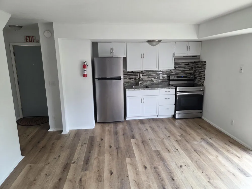 3601 Kenbrooke Court Kalamazoo City, MI 49006
