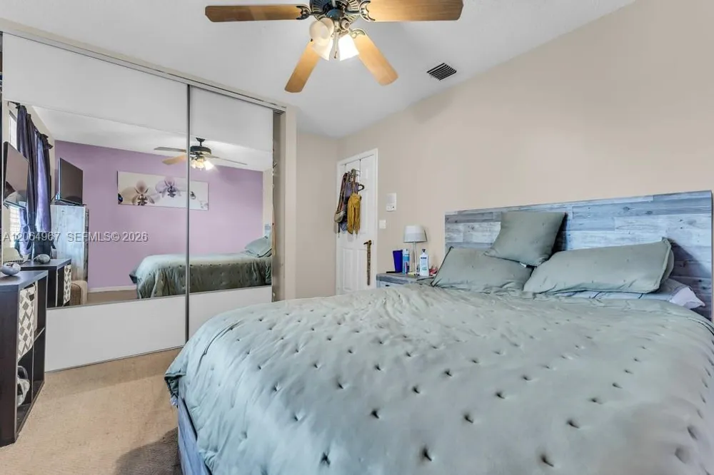15887 NW 11th St Pembroke Pines, FL 33028