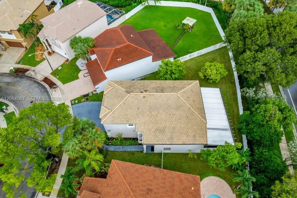 15887 NW 11th St Pembroke Pines, FL 33028