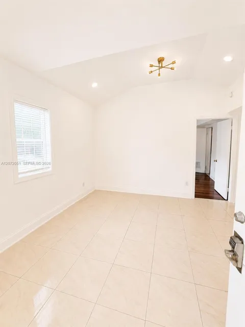 1440 Pennsylvania Ave #3