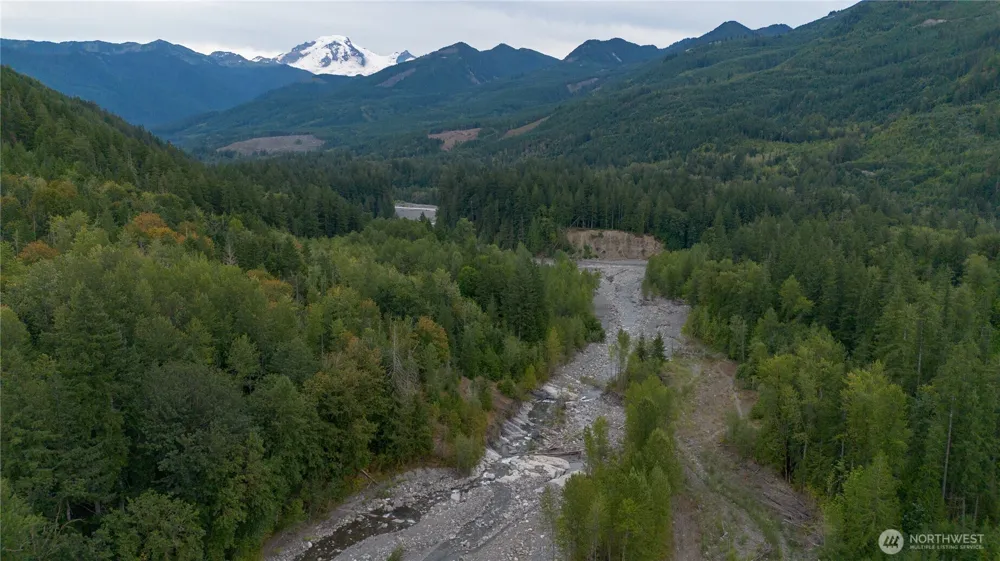 7449 Miller Way Glacier, WA 98244