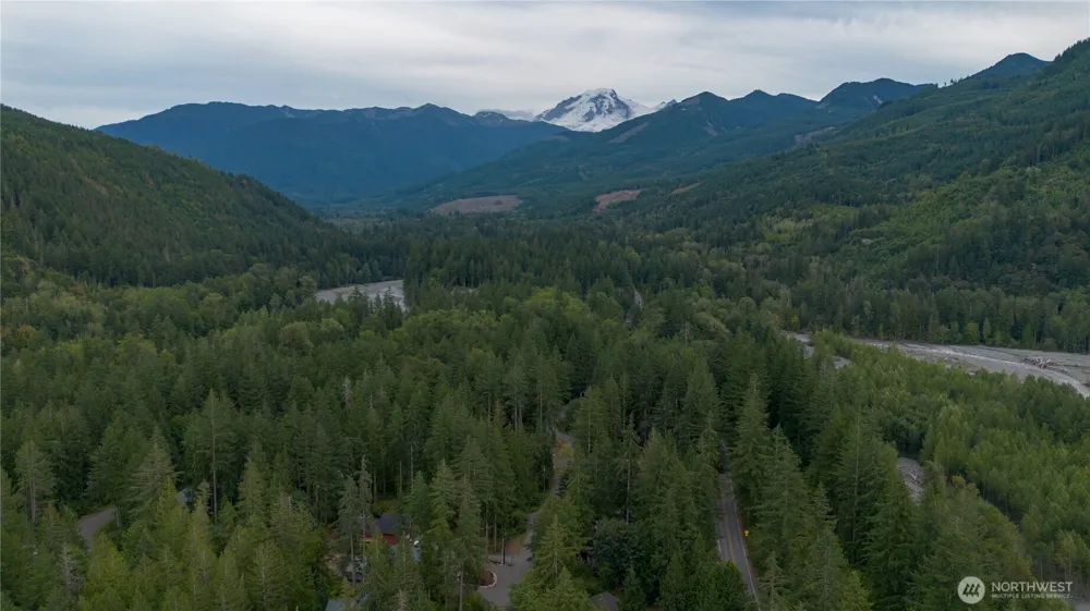 7449 Miller Way Glacier, WA 98244