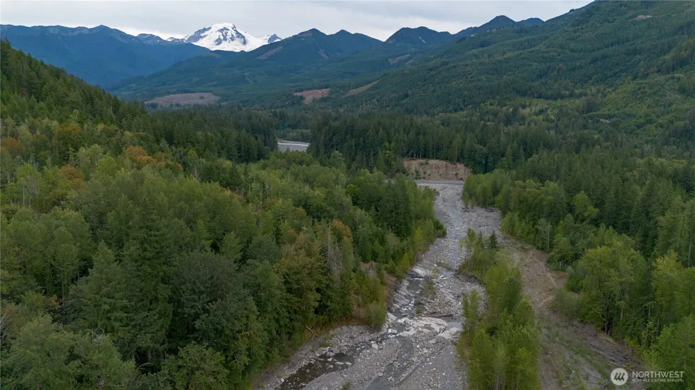 7449 Miller Way Glacier, WA 98244