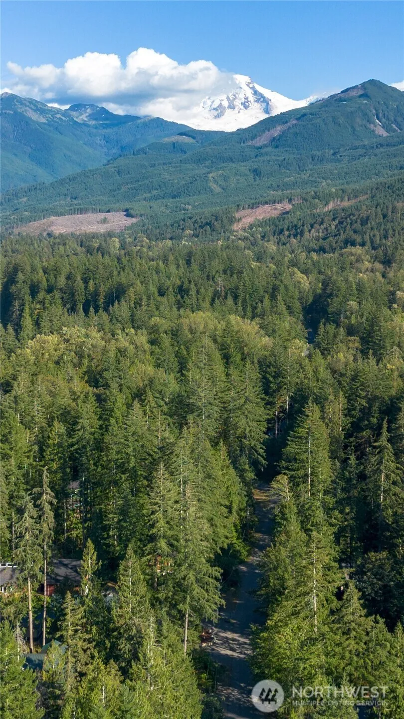 7449 Miller Way Glacier, WA 98244