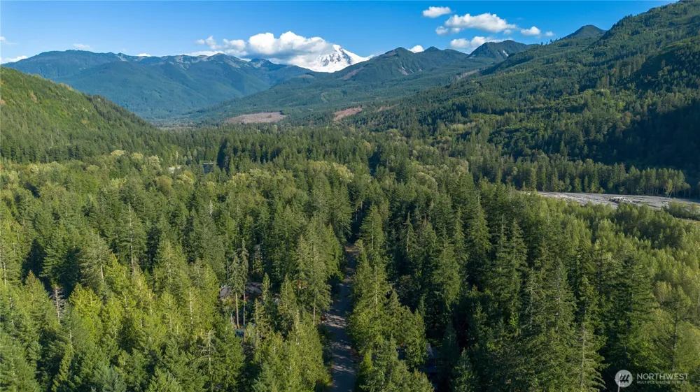 7449 Miller Way Glacier, WA 98244