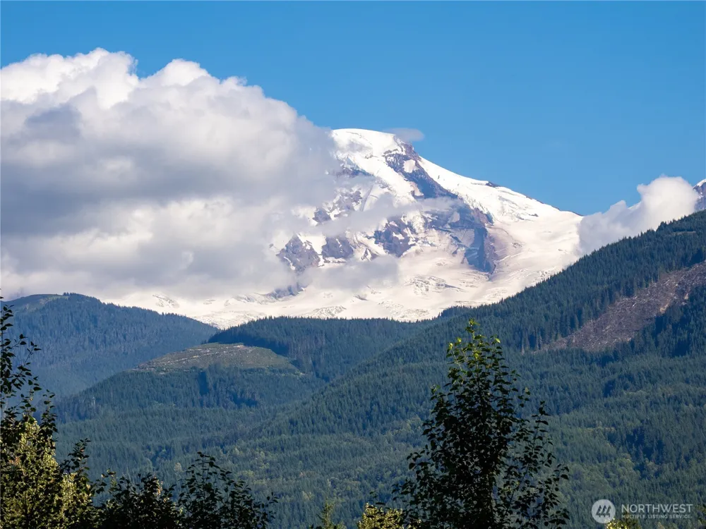 7449 Miller Way Glacier, WA 98244