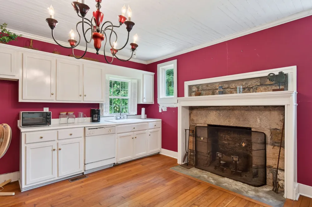 527 Ward Fork Rd Whitleyville, TN 38588