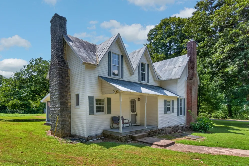 527 Ward Fork Rd Whitleyville, TN 38588
