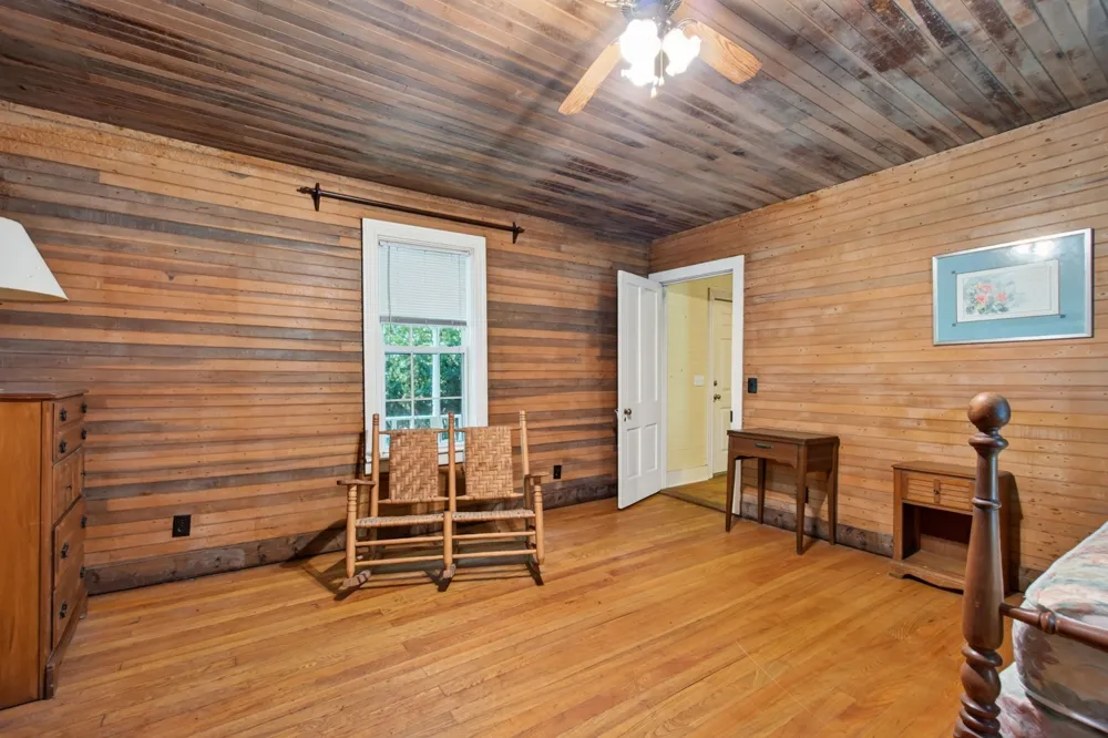 527 Ward Fork Rd Whitleyville, TN 38588