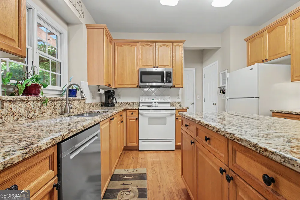 314 Grovewood LN Peachtree City, GA 30269