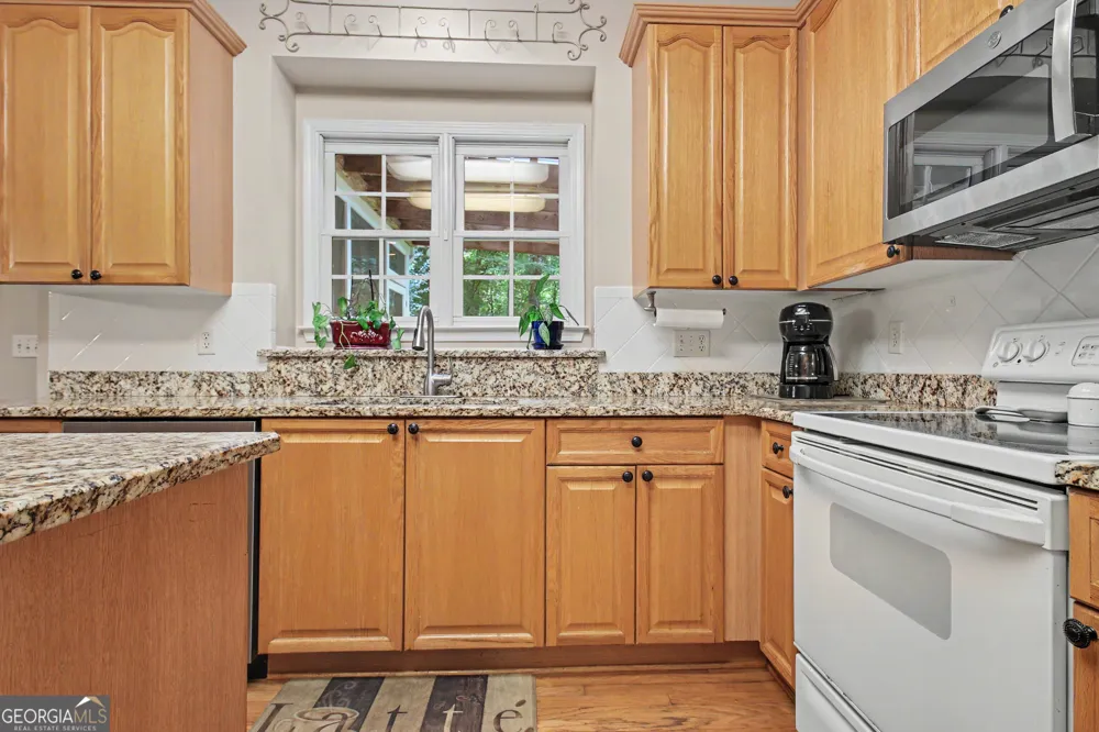 314 Grovewood LN Peachtree City, GA 30269