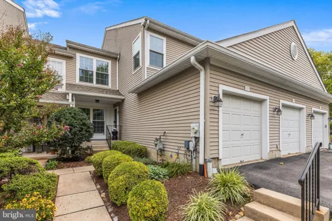 137 LEWISVILLE COURT #3103