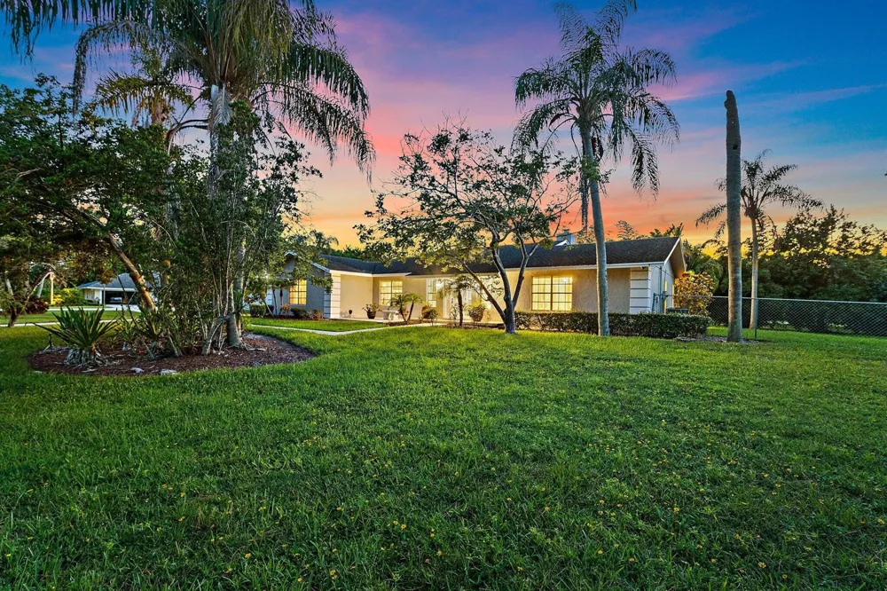 15315 78TH DRIVE Palm Beach Gardens, FL 33418
