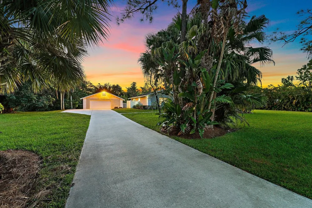 15315 78TH DRIVE Palm Beach Gardens, FL 33418