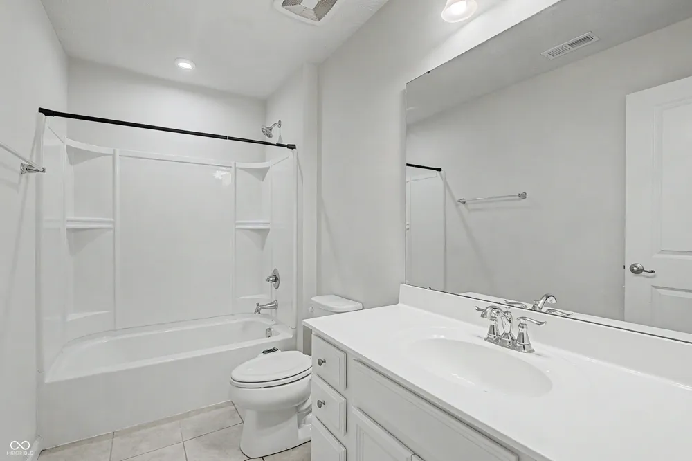 18026 Sunbrook Way Westfield, IN 46074