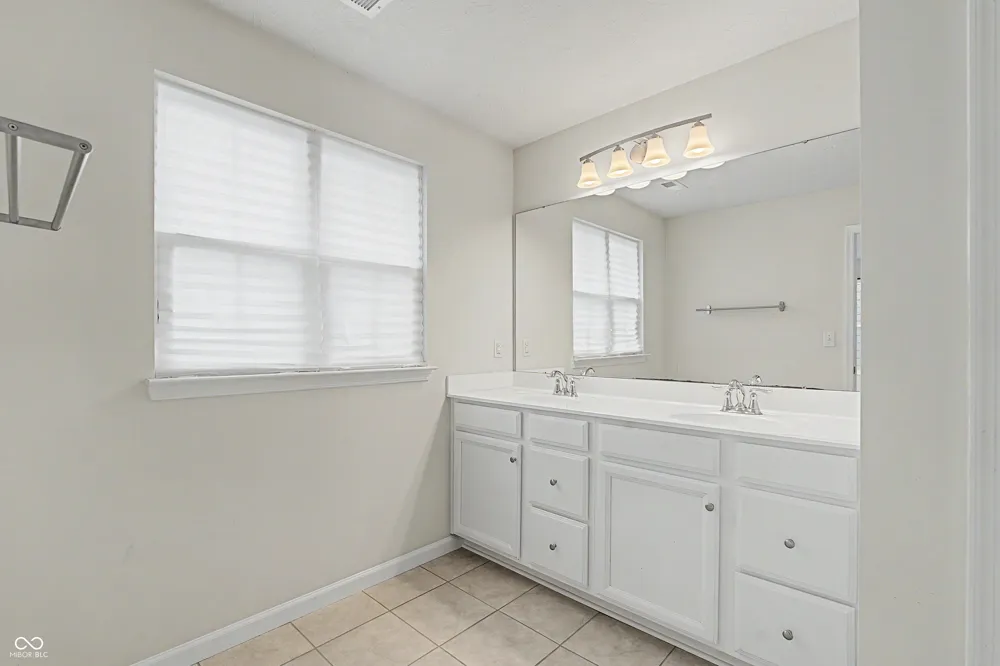 18026 Sunbrook Way Westfield, IN 46074