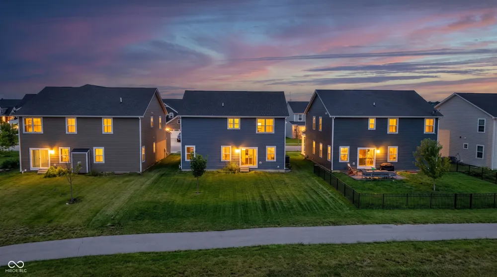 18026 Sunbrook Way Westfield, IN 46074