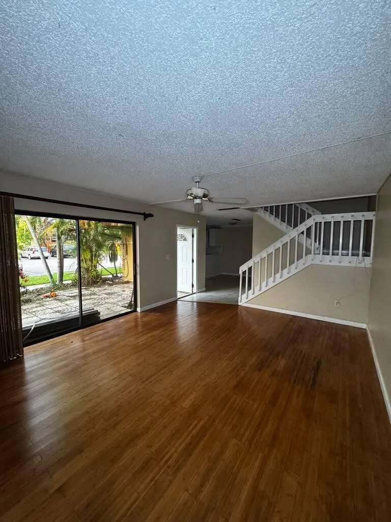 1302 NEBRASKA AVENUE #6A Fort Pierce, FL 34950