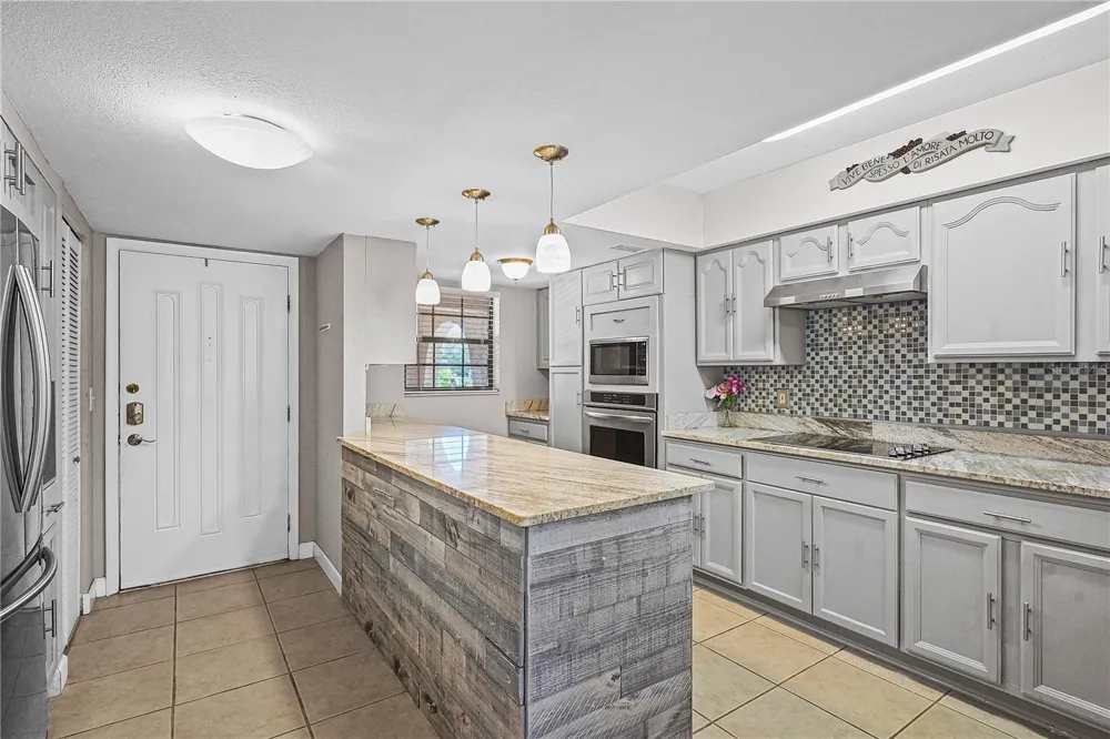 1750 BELLEAIR FOREST DRIVE #C20 Belleair, FL 33756