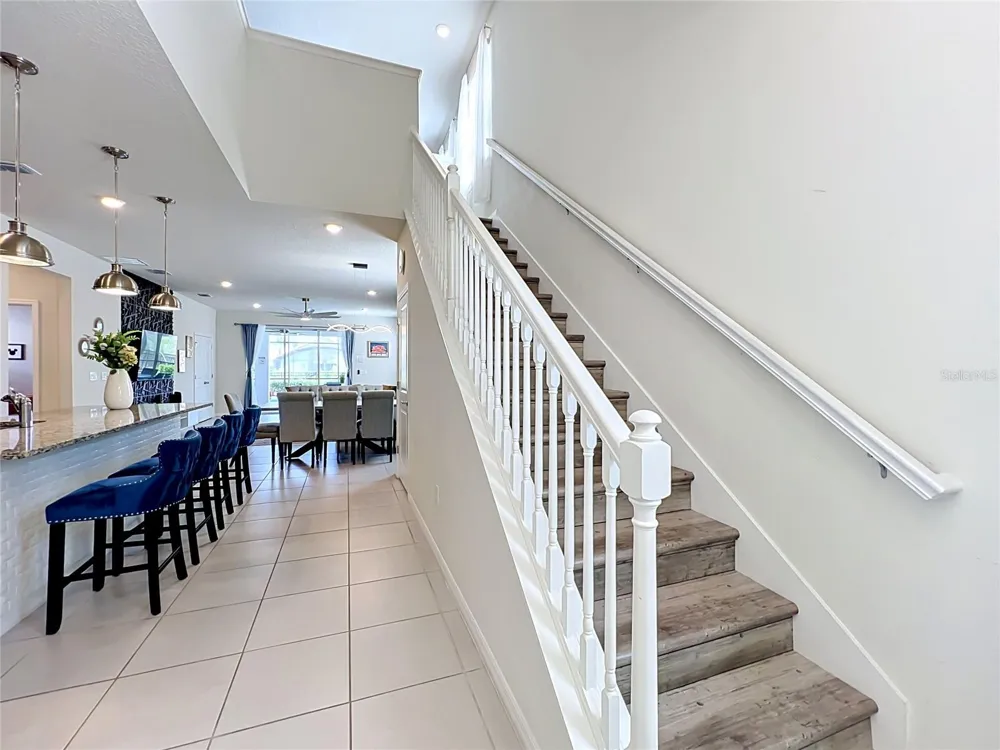 4033 LANA AVENUE Davenport, FL 33897