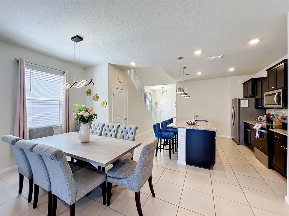 4033 LANA AVENUE Davenport, FL 33897