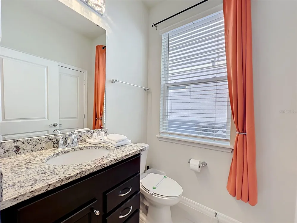 4033 LANA AVENUE Davenport, FL 33897