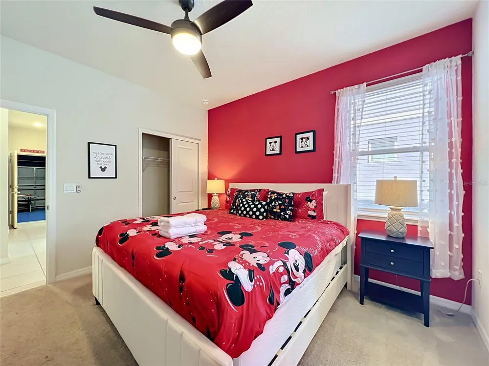 4033 LANA AVENUE Davenport, FL 33897