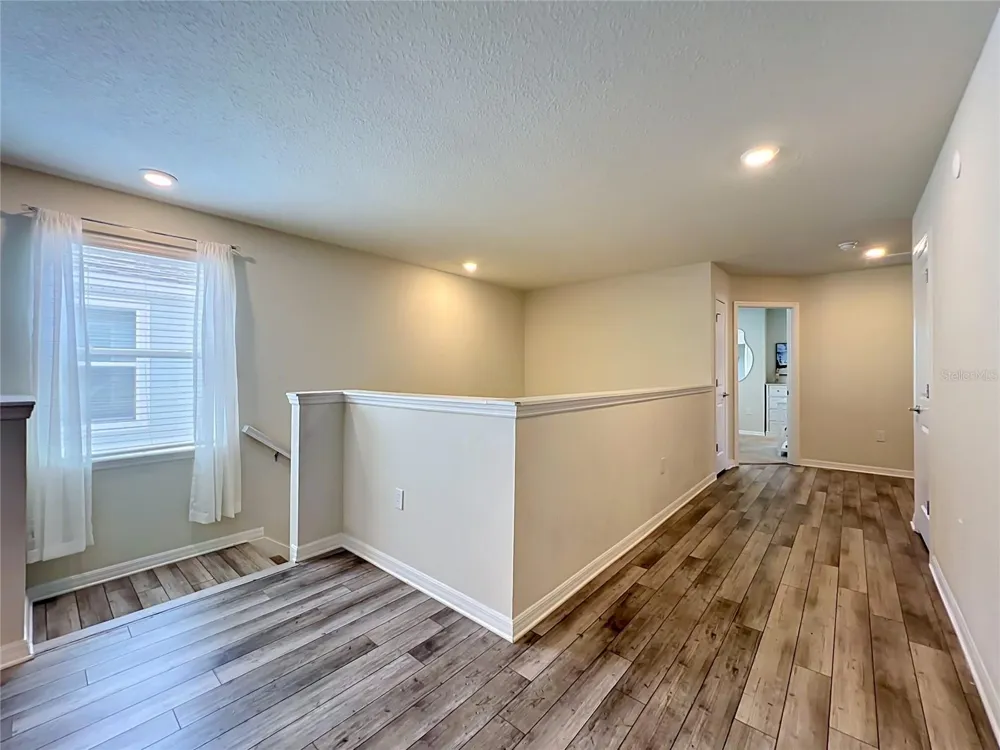 4033 LANA AVENUE Davenport, FL 33897