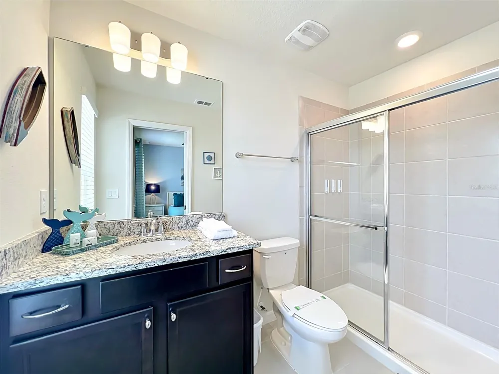 4033 LANA AVENUE Davenport, FL 33897